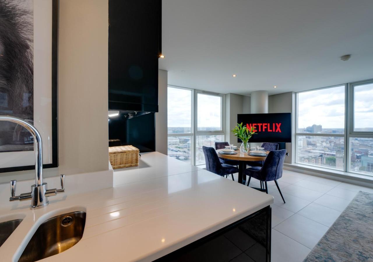 Tallest Building In The City Centre Sleeps 5 Incredible City Mountain And Lagan Views Belfast Exterior foto